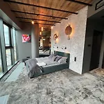 Hanza Tower Apartment - 22 Floor, Swimming Pool & Spa