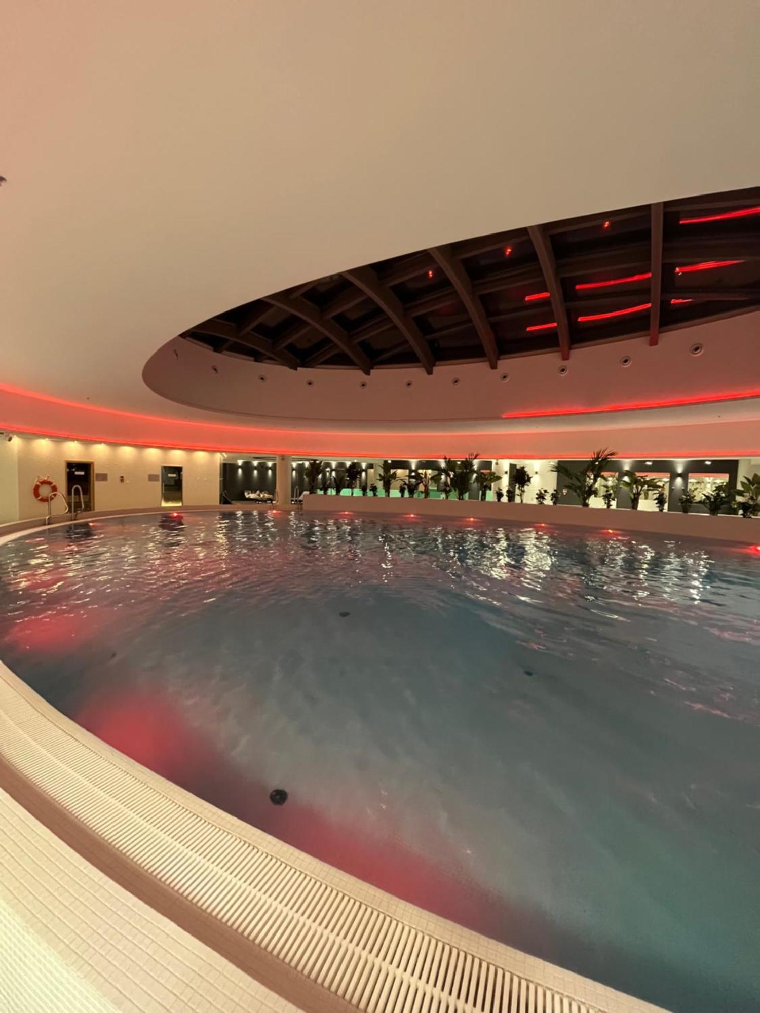 Apartment Hanza Tower - 22 Floor, Swimming Pool &