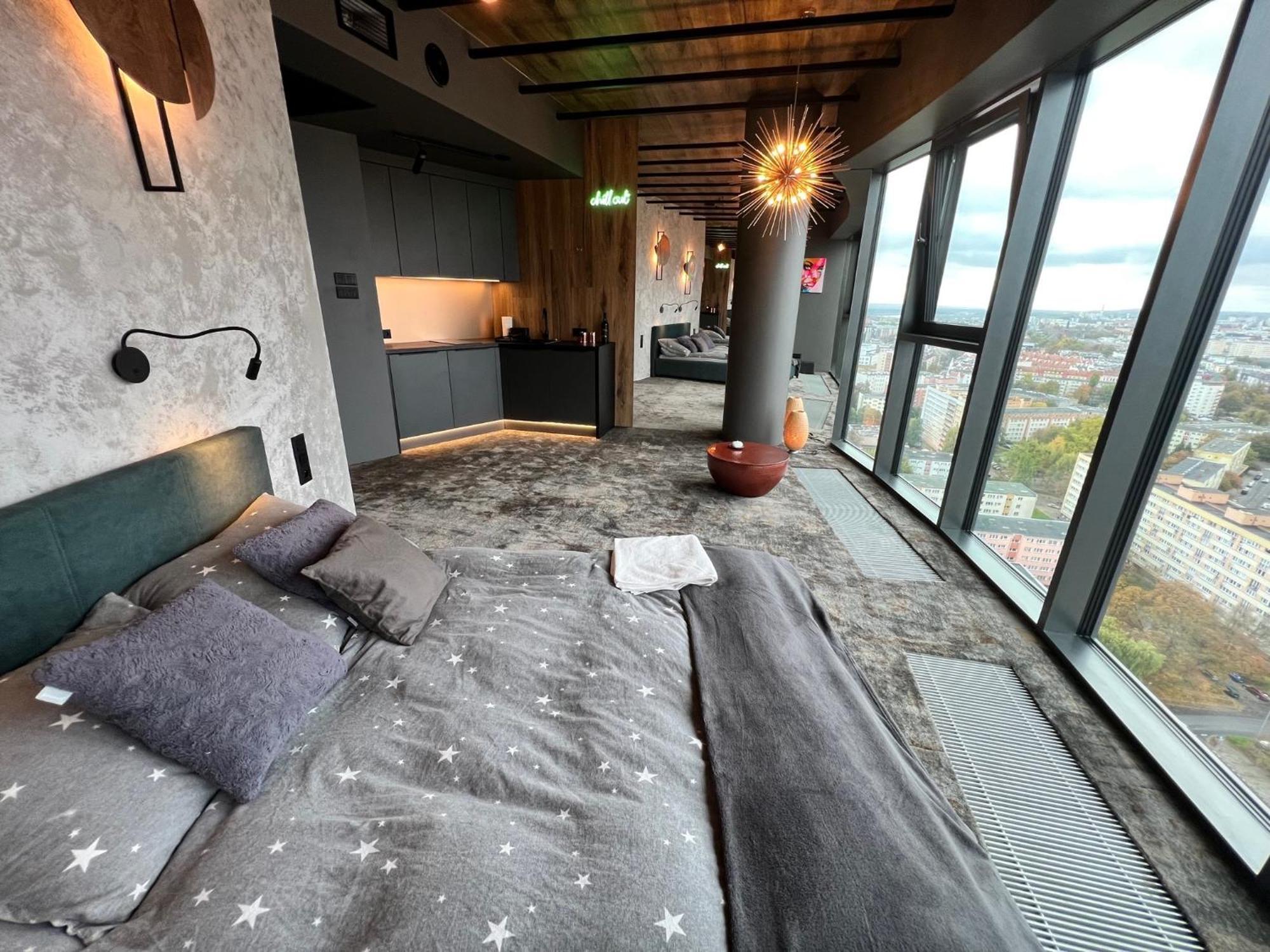 Apartment Hanza Tower - 22 Floor, Swimming Pool & *